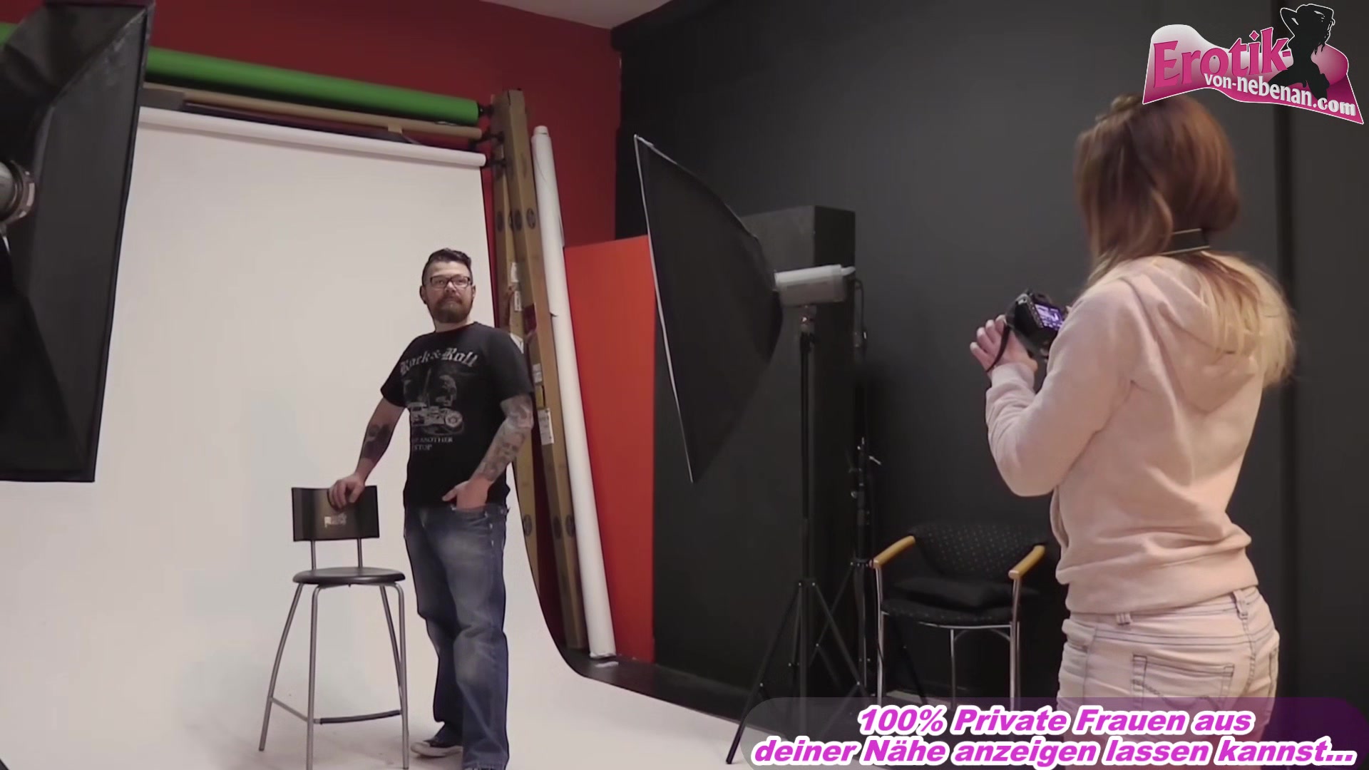 german female fotograf seduced male model