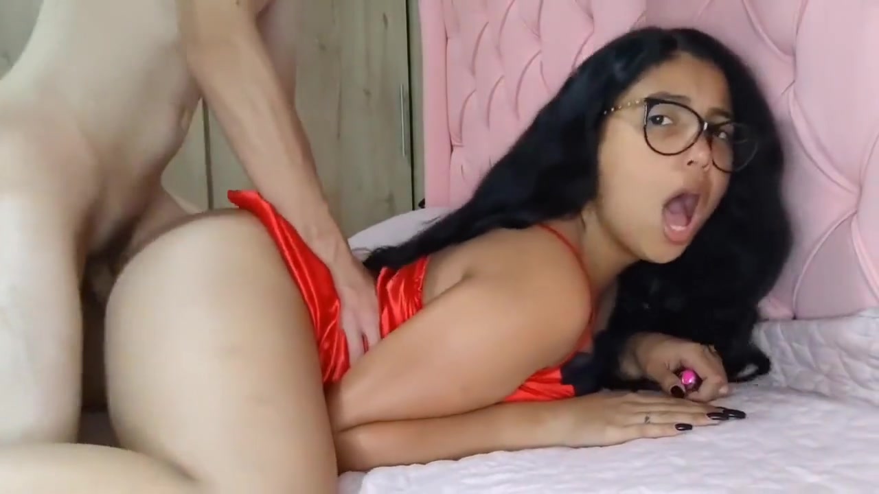Beautiful 18yo Brunette Fuck And Creampie Complete
