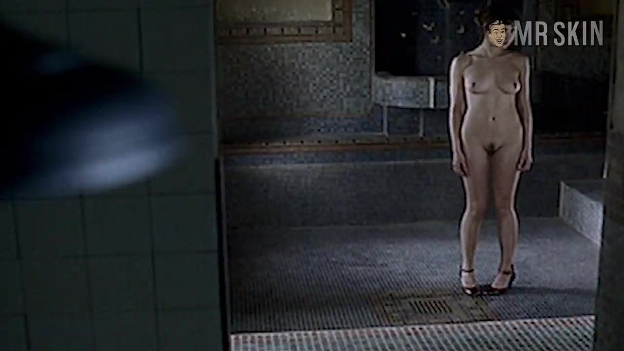 19-Year-Old Liv Tyler and Jamie Lee Curtis' HUGE Boobs - Mr.Skin