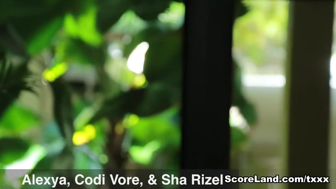 On Location North Coast: Three Girl Shower - Alexya, Codi Vore, and Sha Rizel - Scoreland2