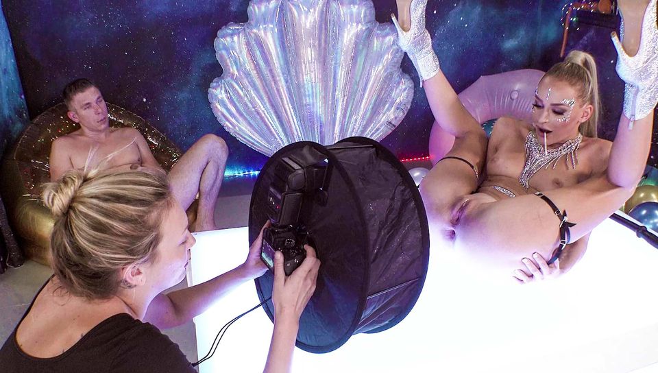 BTS-Emma Hix: Anal Decadence