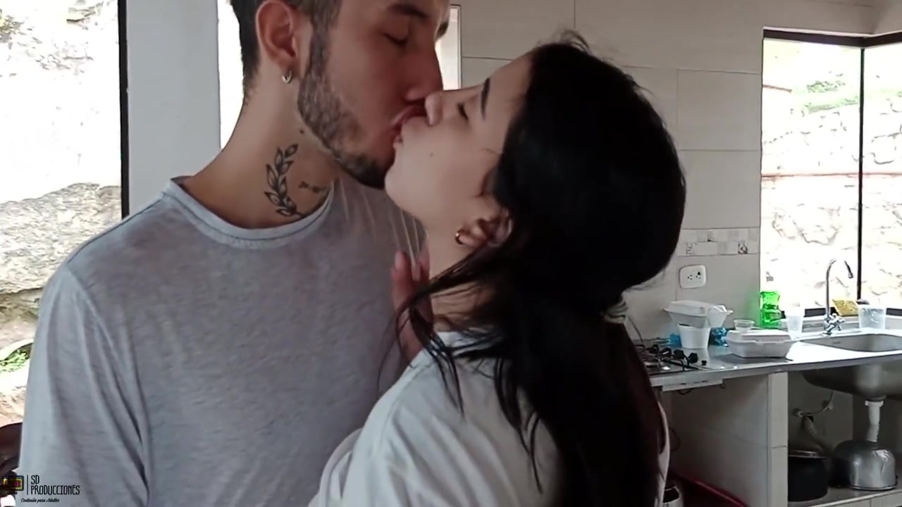 Stepmom With A Big Ass Gets Her Pussy Fucked By Her Perverted Stepson Creampie - Porn In Spanish