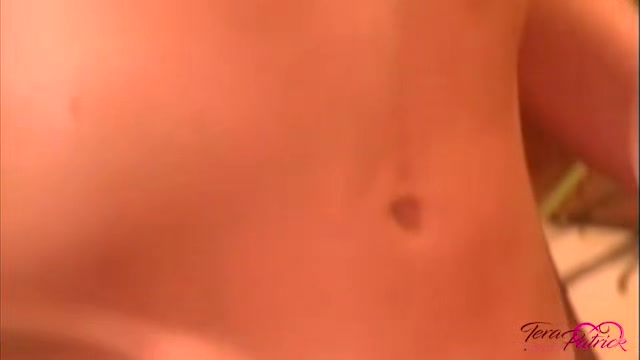 Face Sitting Asian Tera Patrick Licks Blonde All Natural Felecia!