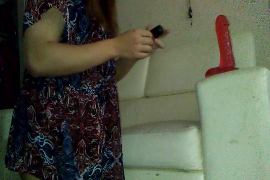 Amateur tg Marry Jane playing with 8inch dildo