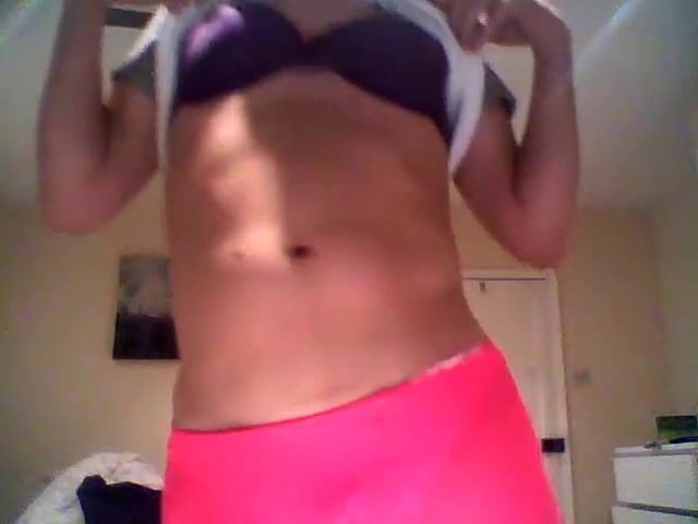 Pantieska shows her panties
