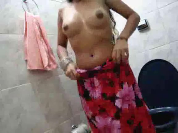 My skinny wife doesn't observe my amateur camera