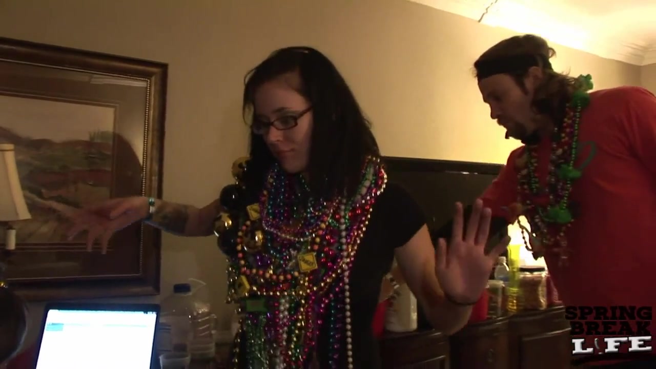 New Orleans Mardi Gras Party with Flashing and Ass Licking Behind the Scenes - SpringbreakLife