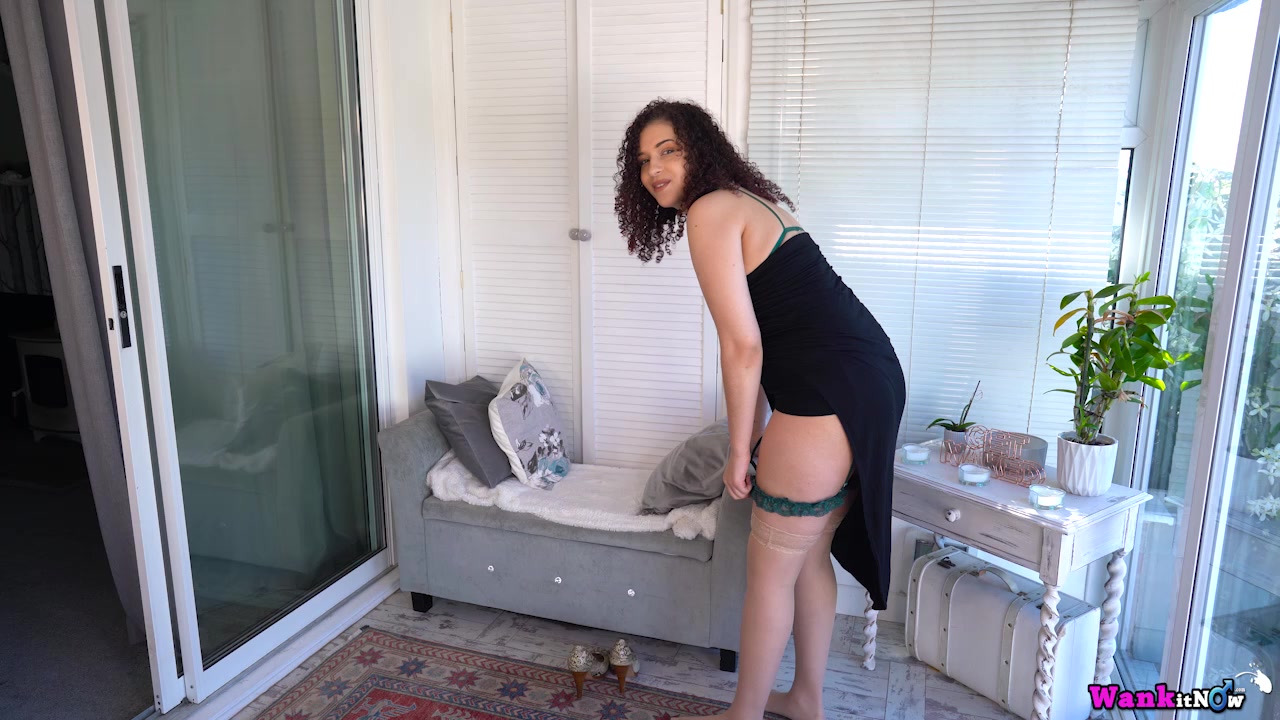 Amiya Dreams - Step sister Suck - Sexy Videos - WankitNow