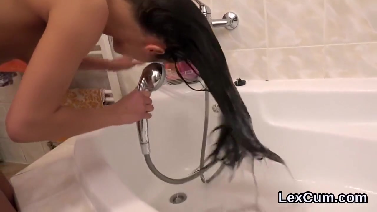 Lexi Dona In Fantastic Czech Hottie Rubs And Orgasms