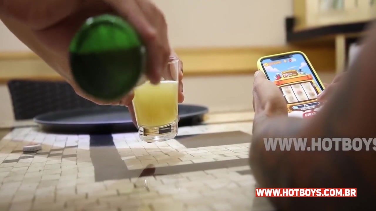 Gay Porn And Igor Baianinho - Novinho Tomando Pica Do Garcom Gostoso 8 Min