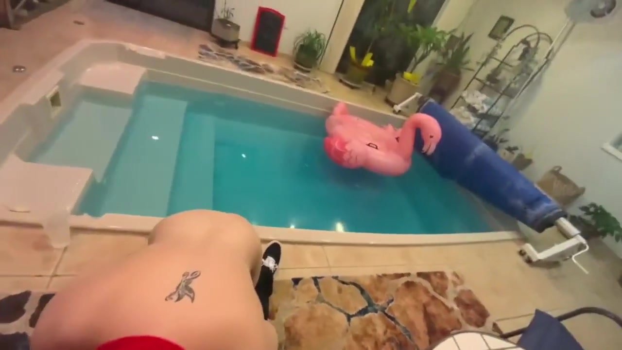 Skimaskshawty Poolside Blowjob