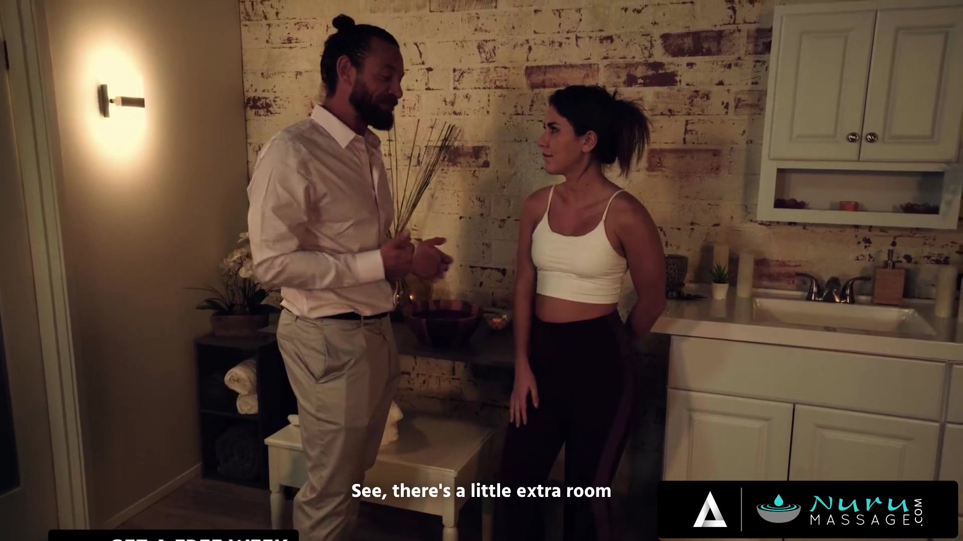 NURU MASSAGE - Cute Masseuse Paige Owens Takes REALLY Good Care Of Her Next Client