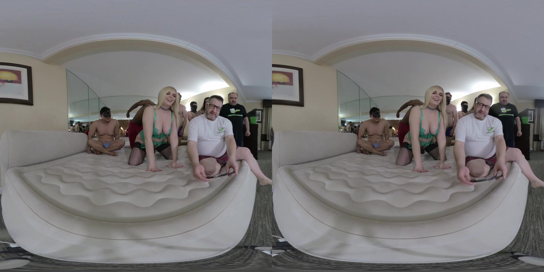 Kendra Lynn GANGBANG 1 of 3 - TadPoleXXXStudio