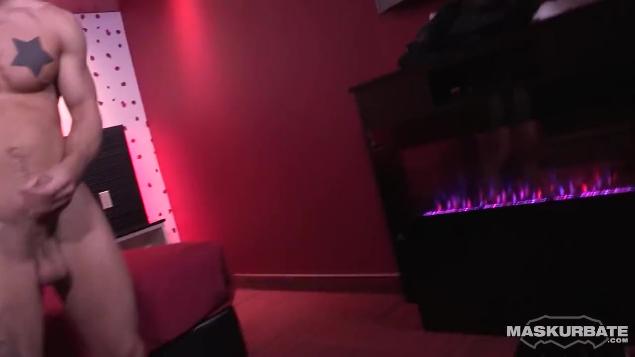Male Perfection Strokes It Raw