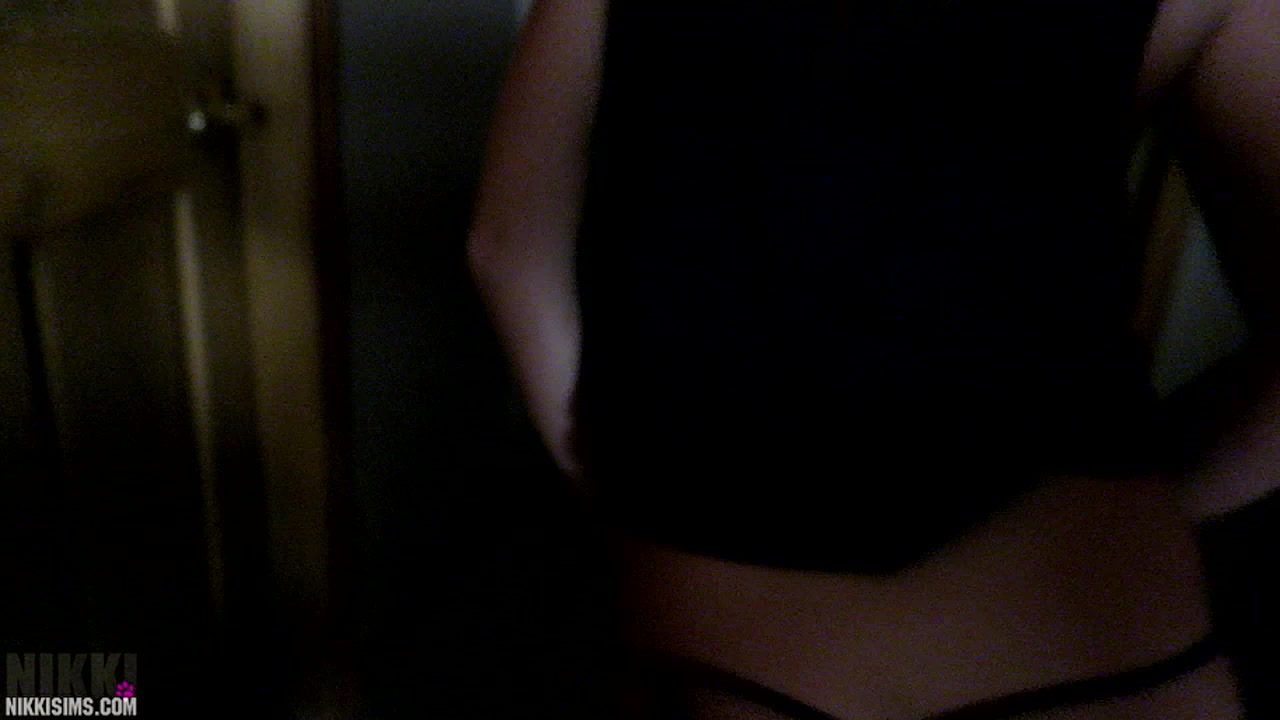 Nikki Lapdance Video