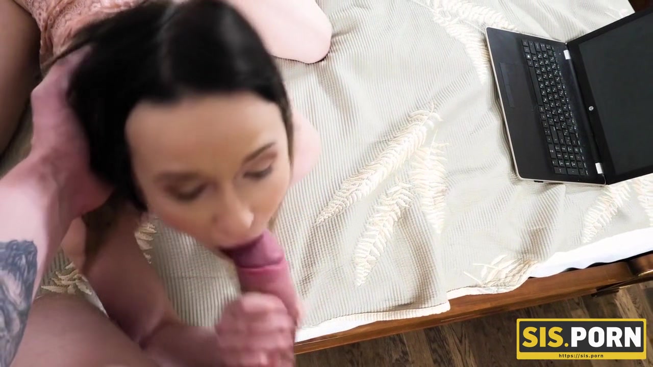 SIS.PORN. Stud will remember this night because of sex with stepsister