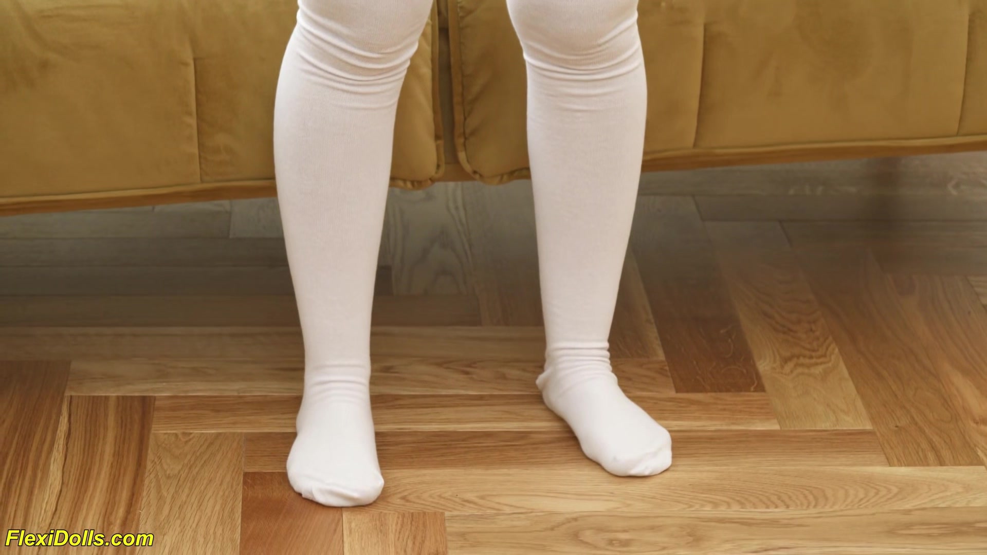 My Real Flexi Doll Gets Dildo Fucked