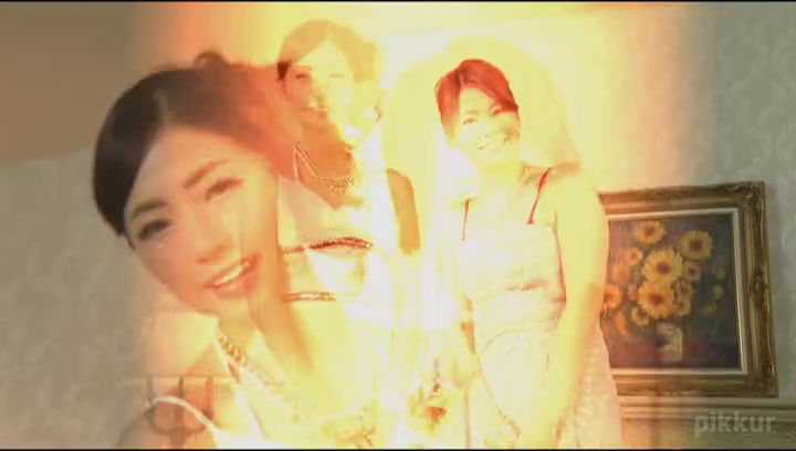 Maiko Saegimi, Masaki Uehara Like The Butterflies: Two-Wheeled Soapland In The Pick Street (4)