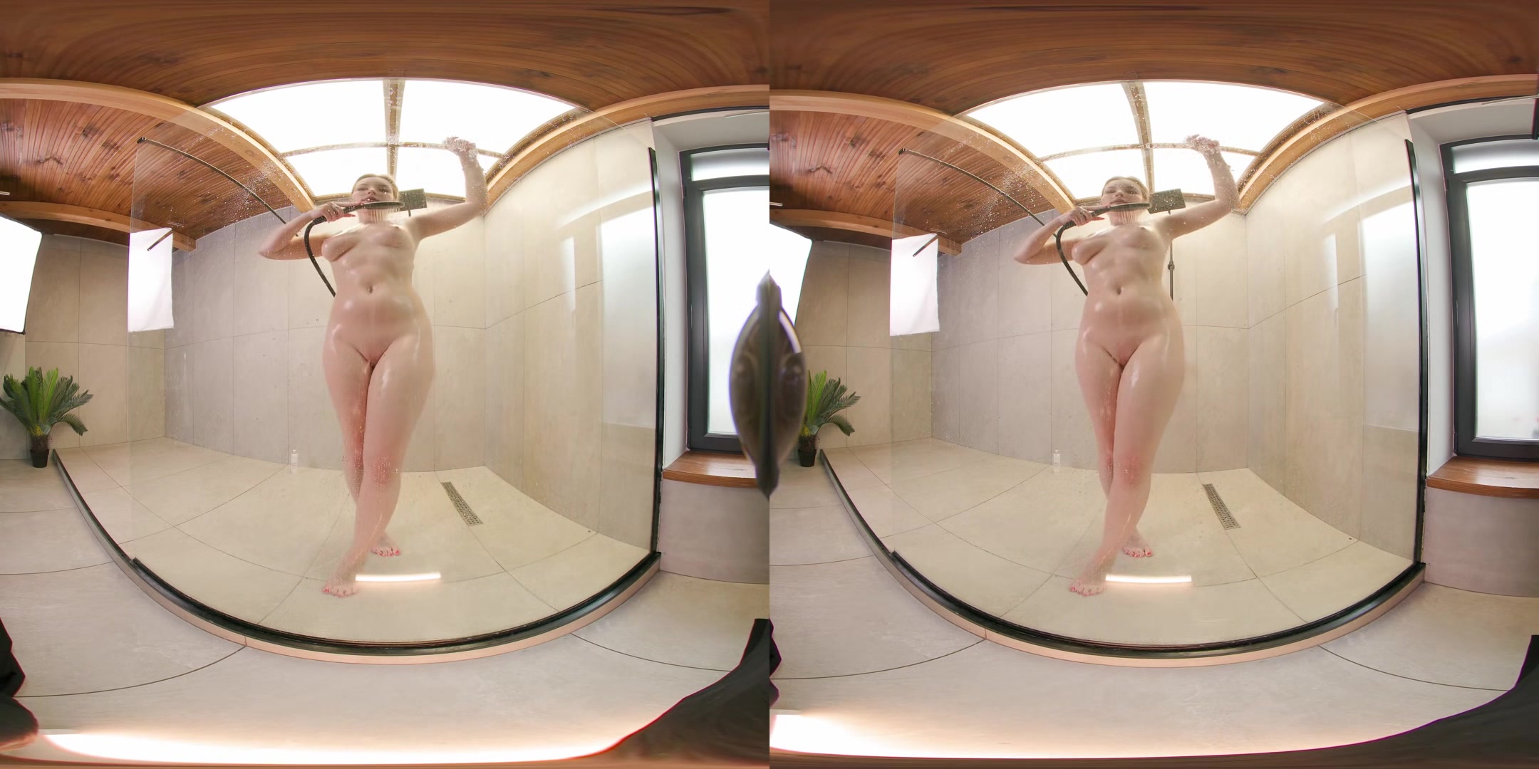 Olena's Shower Adventures - Vrsun