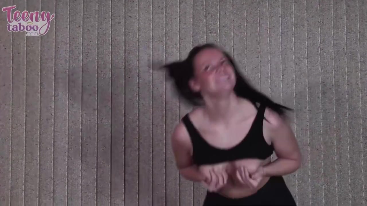 Lets Cheerleader Coach Fuck Her Ass! - Seth Brogan And Daisy Garcia