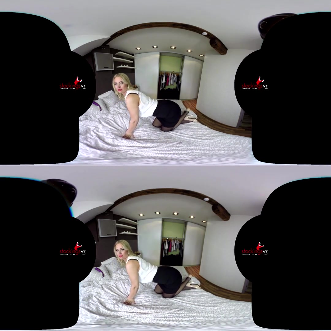 Nikky Dream in Bedroom Blow Job Slut Nikki Dream - StockingsVR
