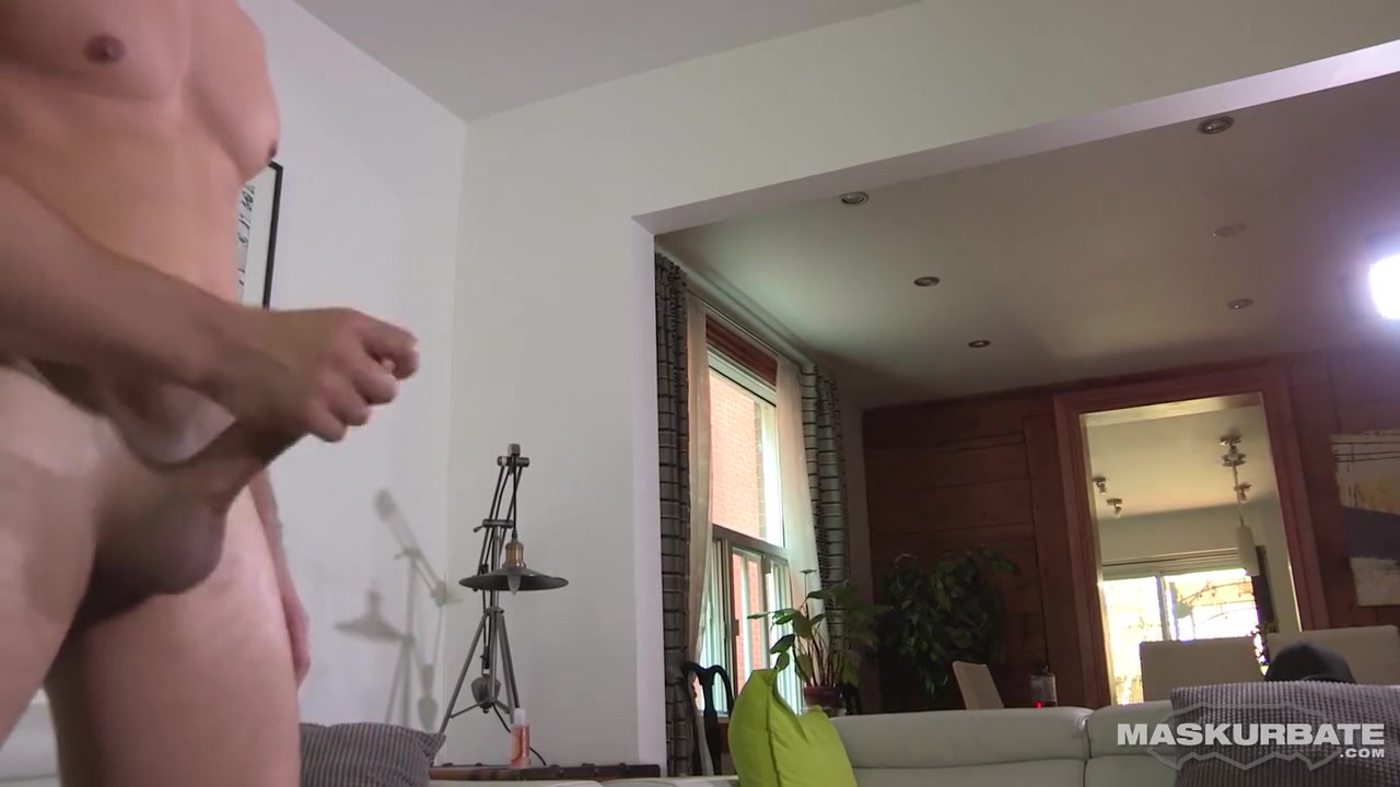 Muscle Jock Fucks Flesh Light & Jerks - Ricky