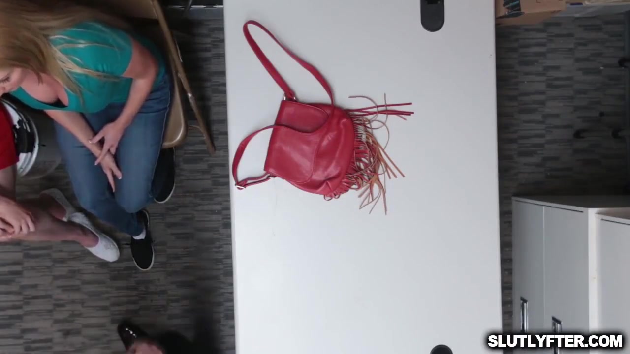 Step mom And Daught Duo Got Their Pussies Tossed So Hard