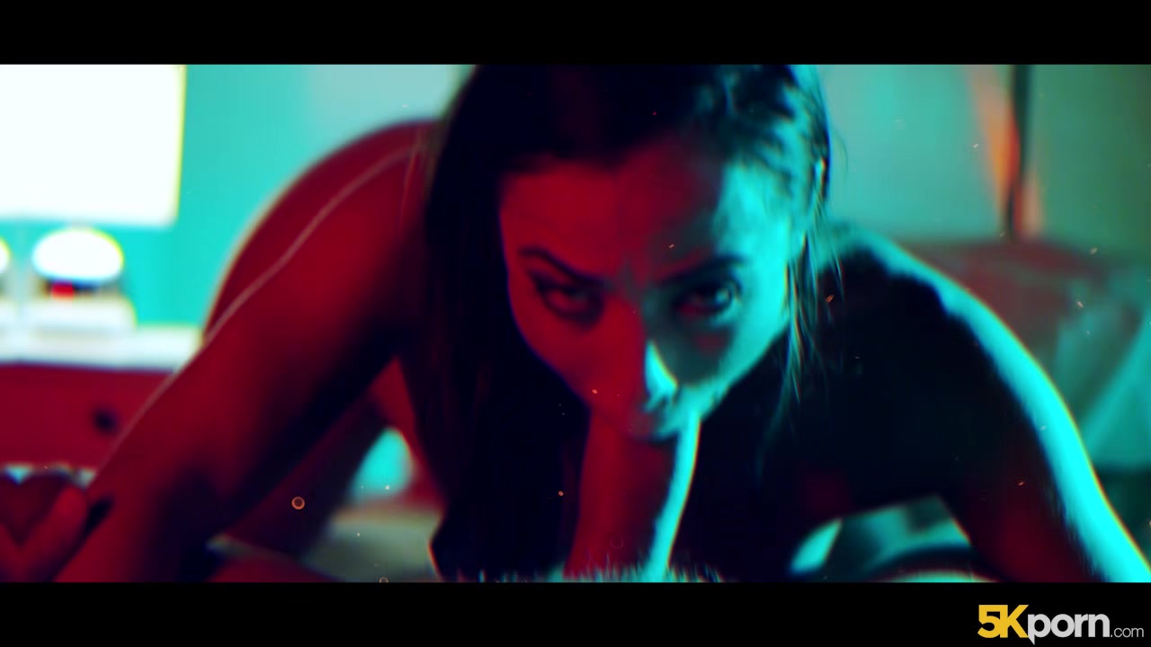 Strip For You - 5KPorn