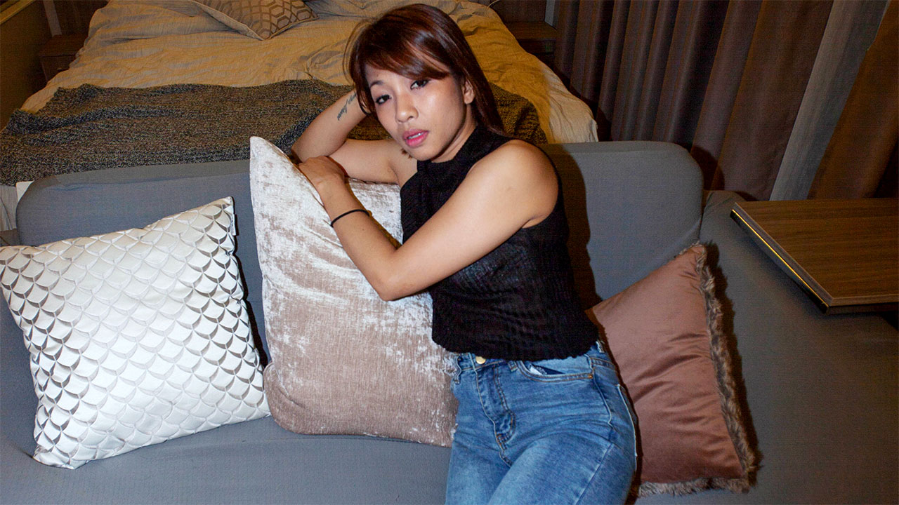 Jane's Birthday Fuck - TukTukPatrol