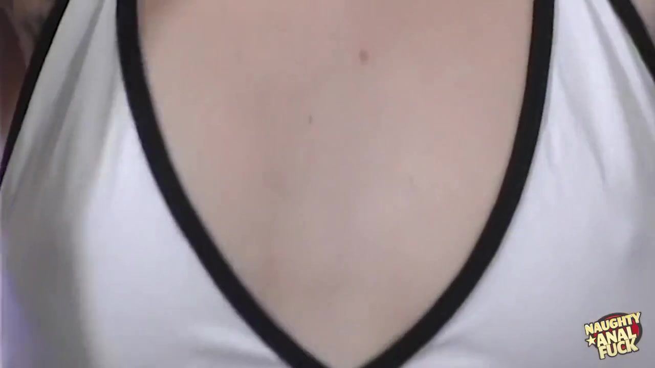 A Smoking Hot Blonde Gets Anal Rammed By A Fat Cock In The Gym With M A