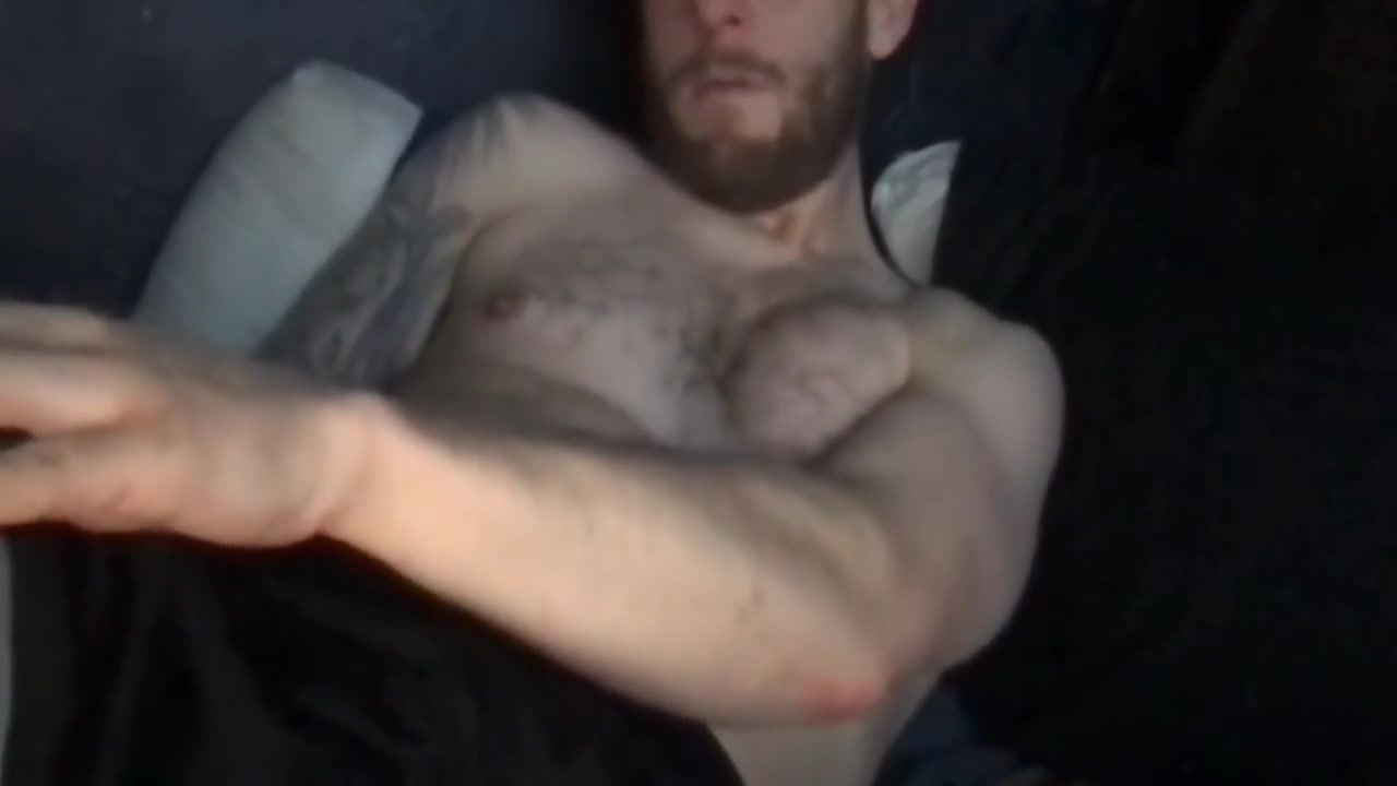 Niall Hot Brittish Guy Stroking His Cock Very Hard 6 Min - Angelica L