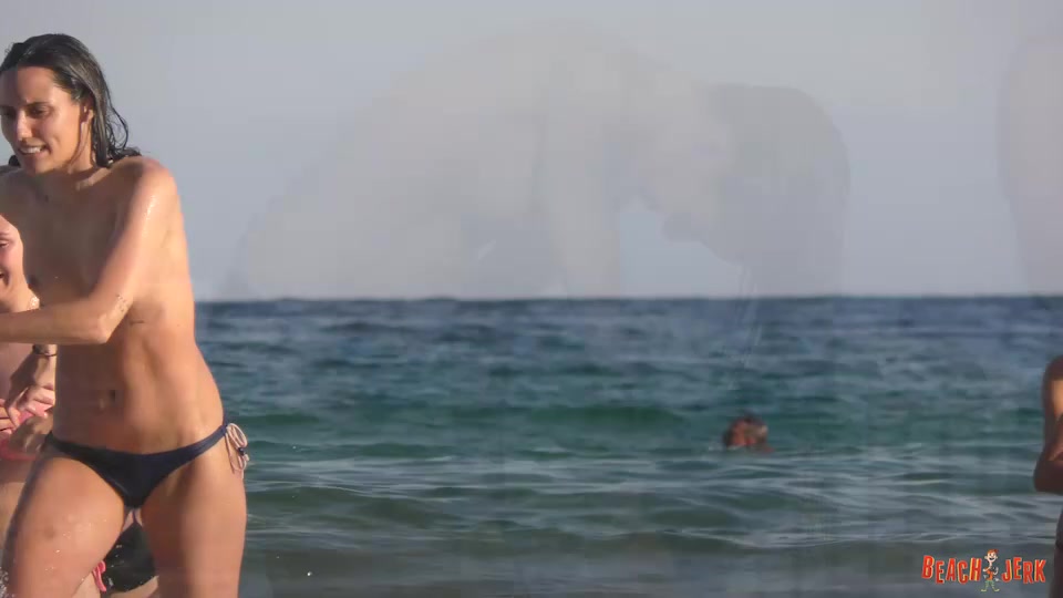 Perfectly erect - BeachJerk