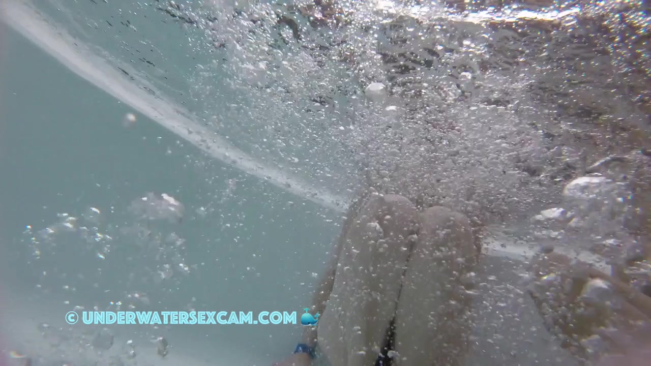 Some Girls With A Horny Voyeur In A Public Hot Tub