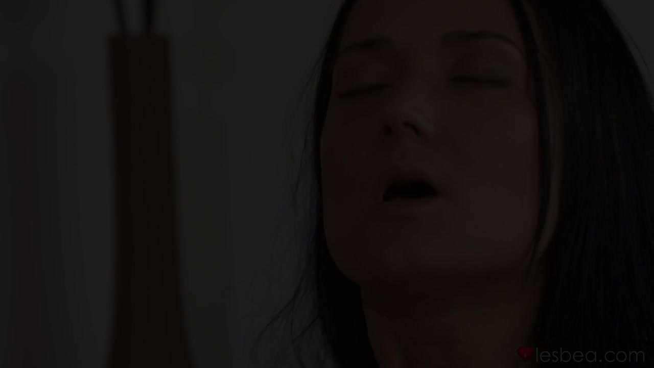 Angie Moon & Kari in Softly Does It - Lesbea