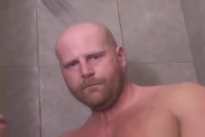 Solo self-abusing after taking shower
