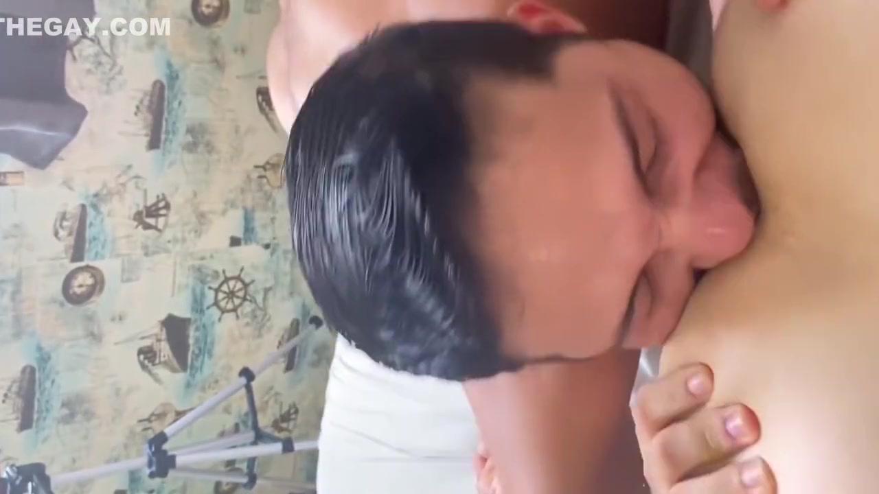 Two Hot Guys Fucking Me Hard Barebck 22 Min