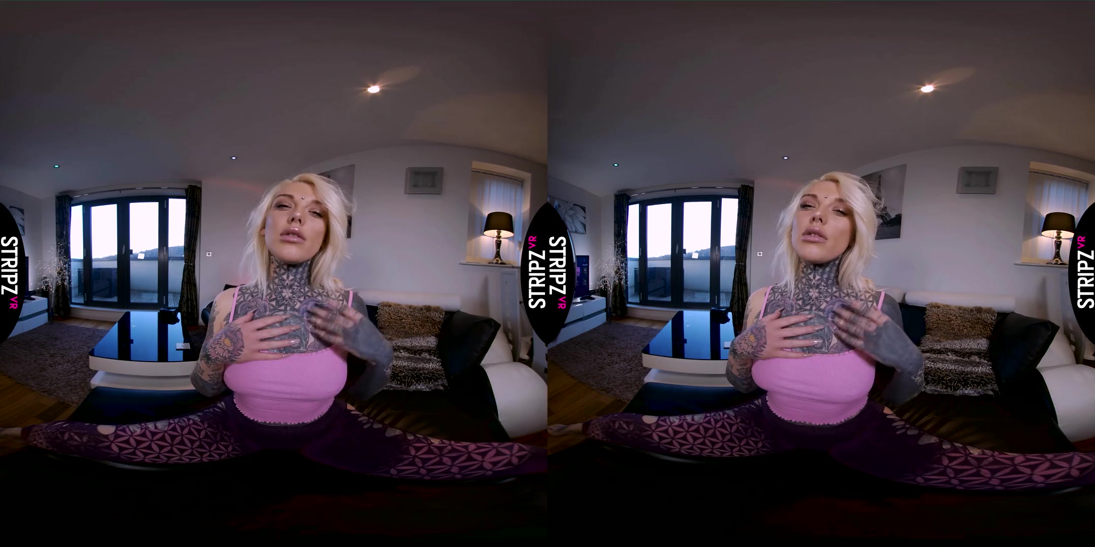 Lauren Brock in Eat Me - StripzVR