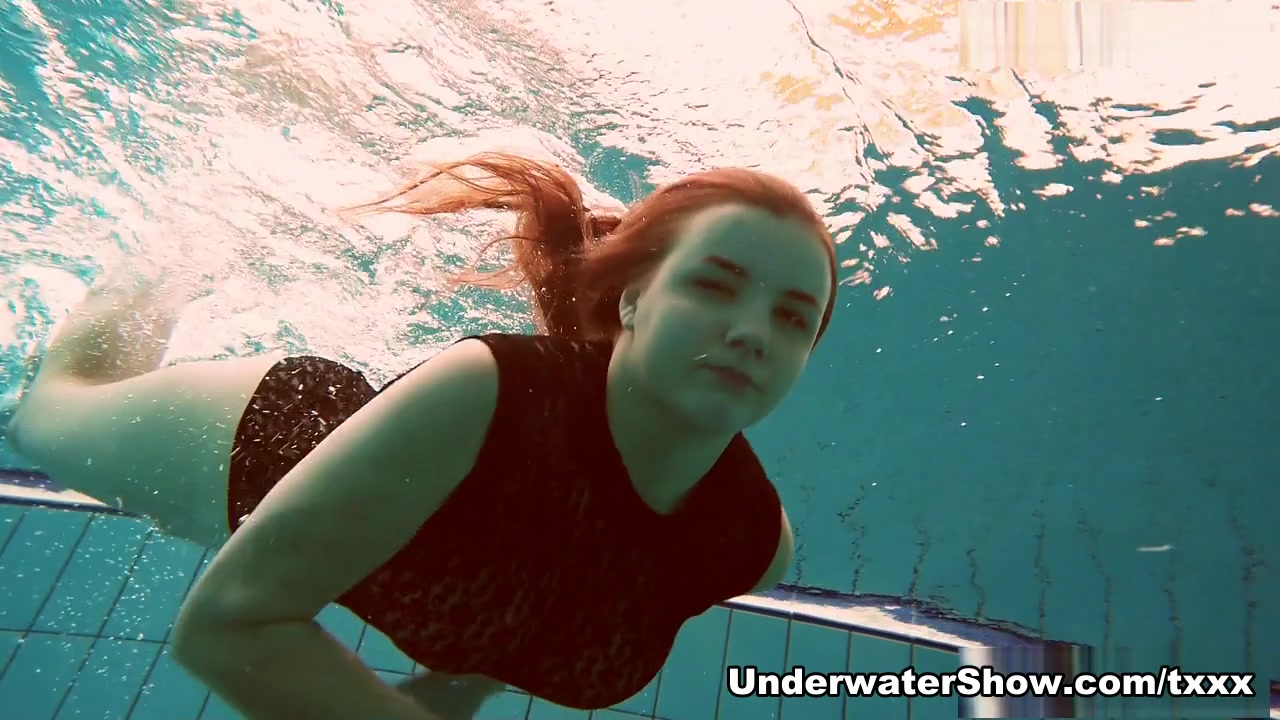 UnderwaterShow Video: Vesta
