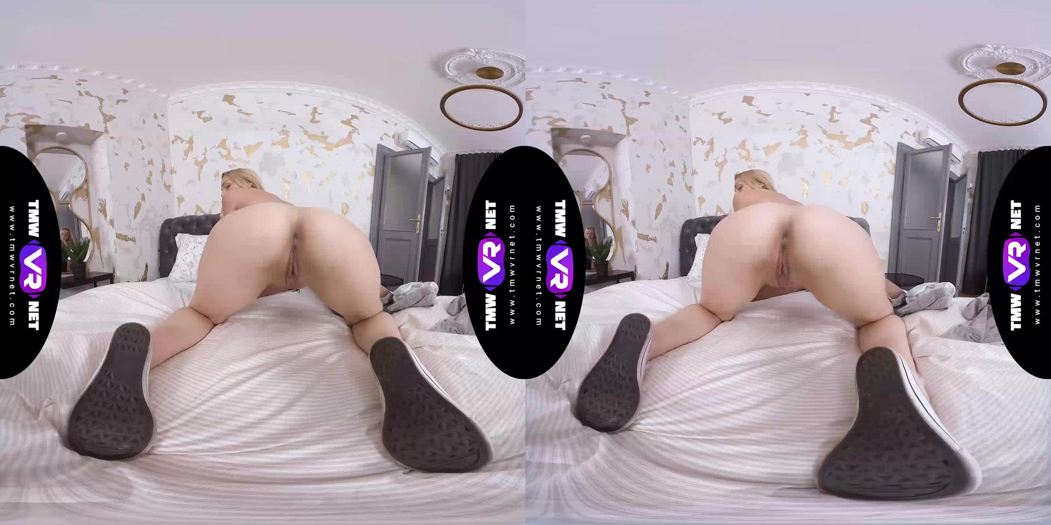Hot blonde plays hot games