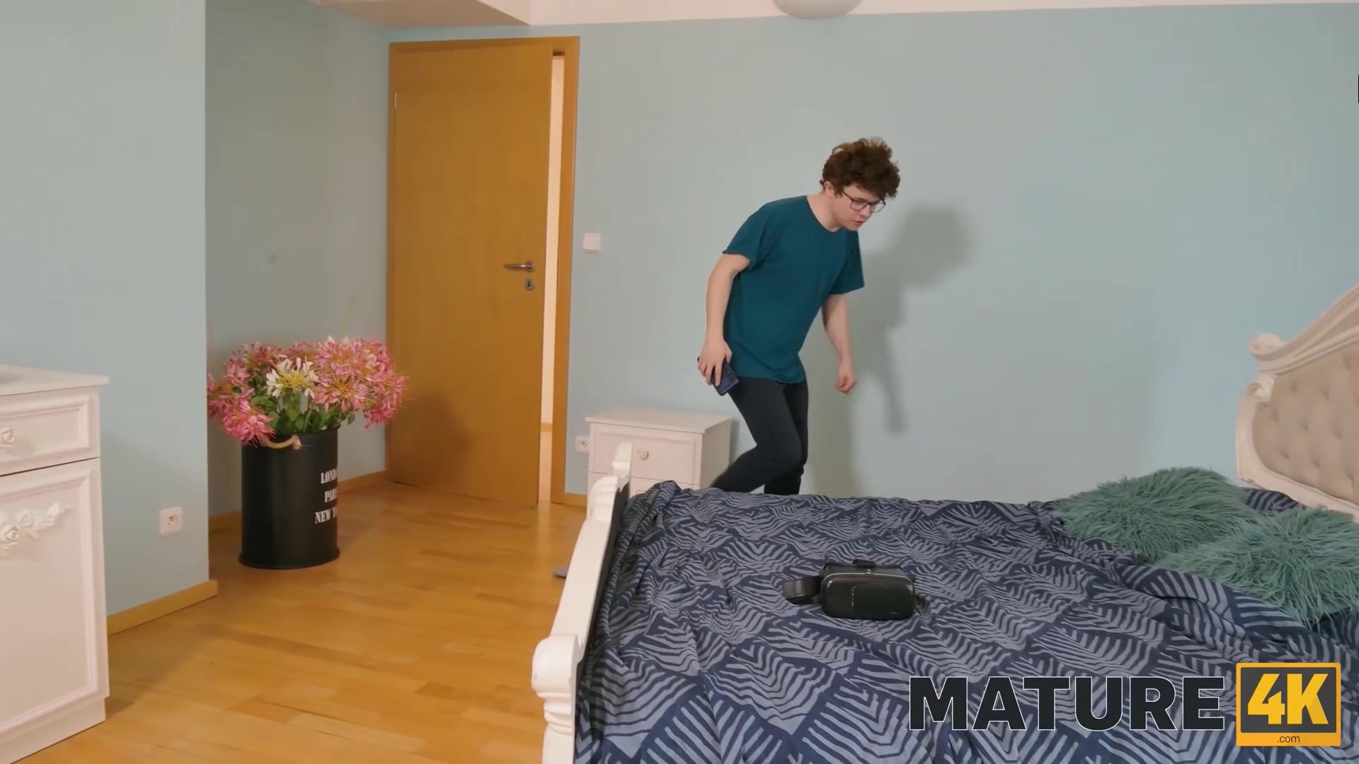 MATURE4K. SH Station Sex