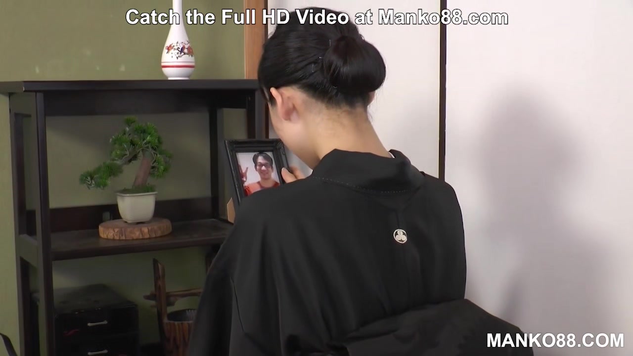 Japanese Widow Feels Pleasure again - Manko88