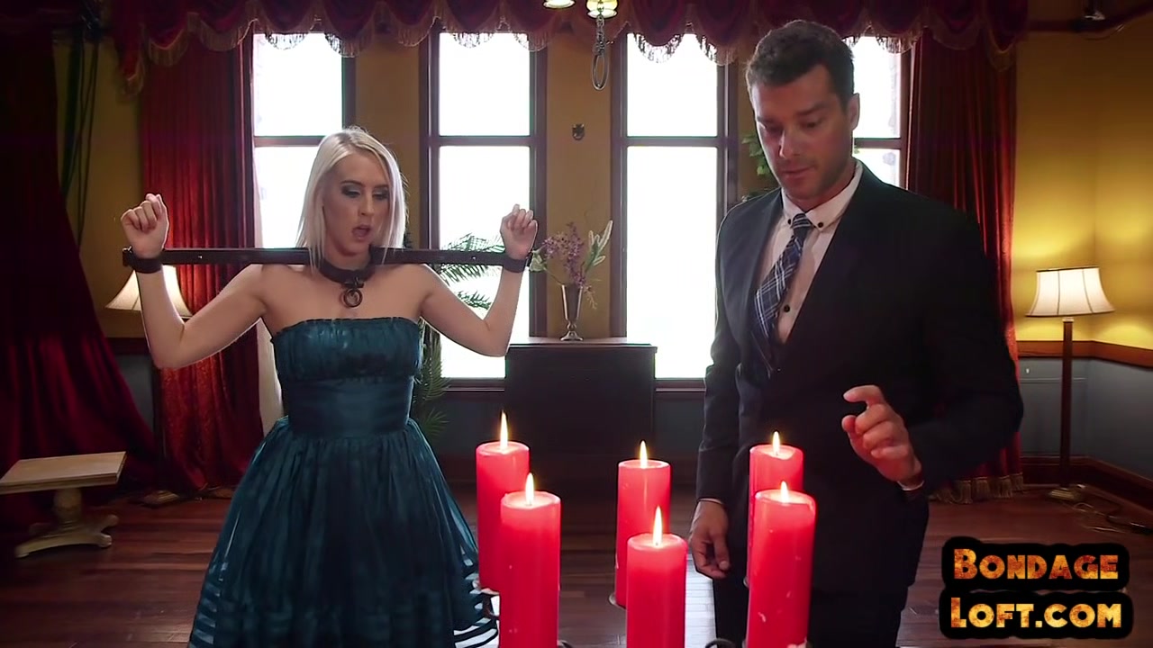 Bondage subjects buttfucked in threesome before rimming