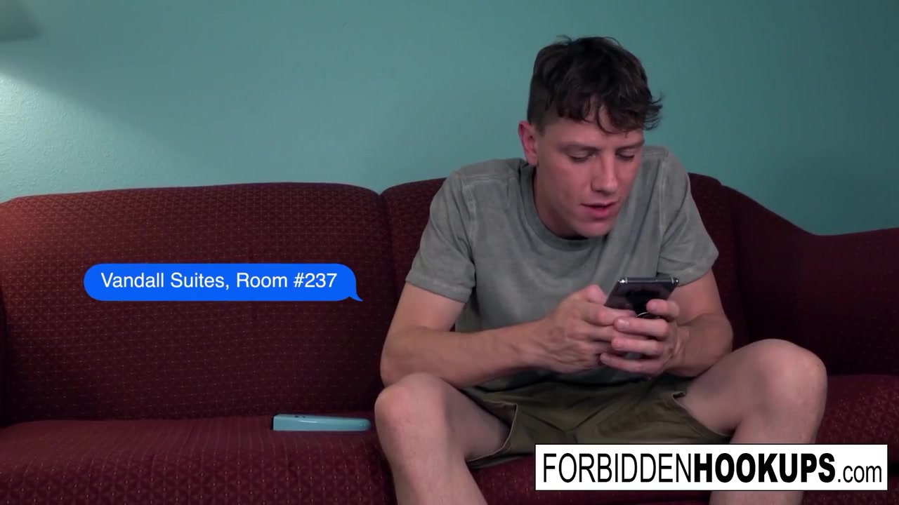 Brunette Gets Fucked By Her Stepbrother