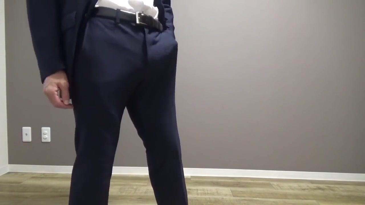 A Perverted Businessman Gets Horny On His Way To Work And Ejaculates Profusely In His Suit