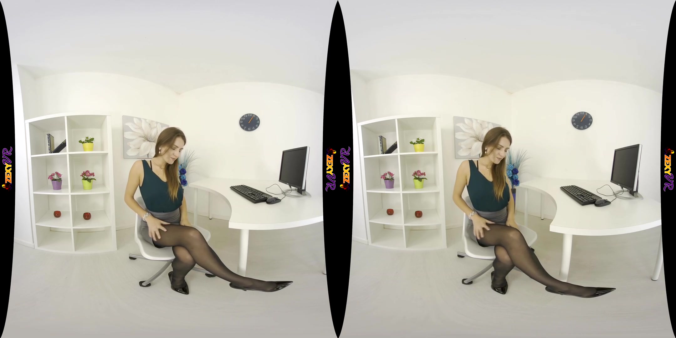 Scarlot Rose in Office Flirt - ZexyVR