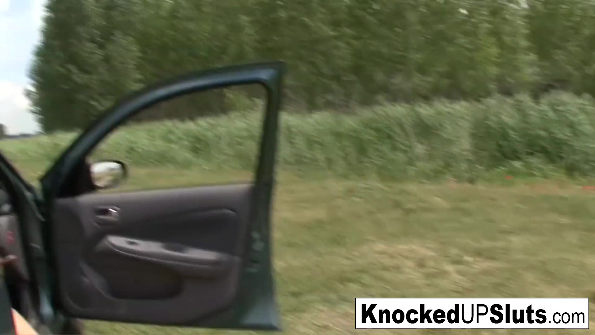 Knocked Up Slut Takes Care Of A Cock Outdoors - KnockedUpSluts
