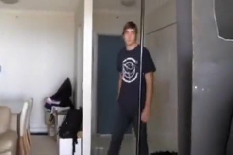 aussie at gloryhole