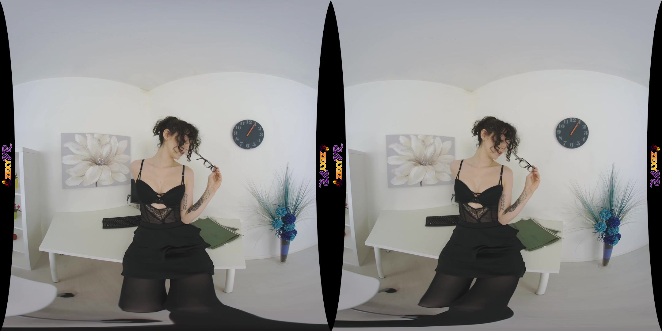 Personal Assistant featuring Millie Parker - ZexyVR