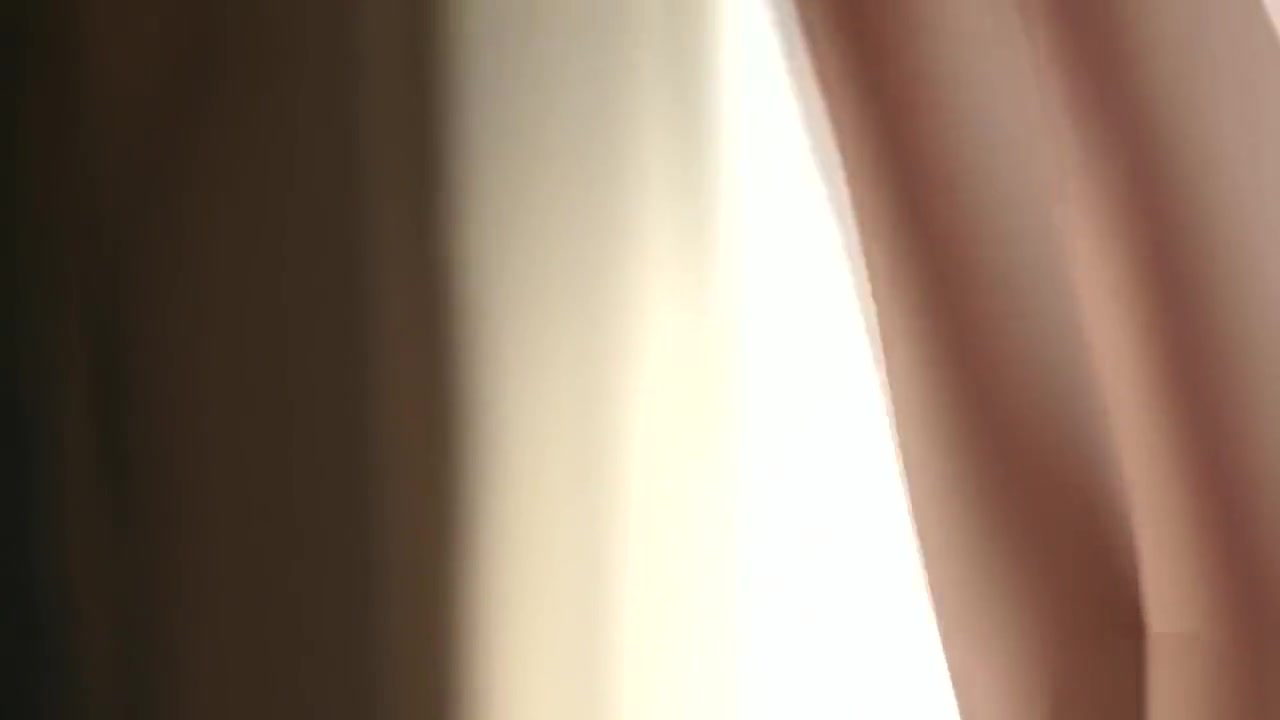 Pretty redhead beauty enjoys hardcore anal