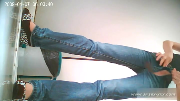 chinese girls go to toilet.14